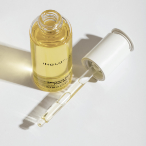 INGLOT LAB SPOTLIGHT KVAPKA OLEJA NA TVÁR