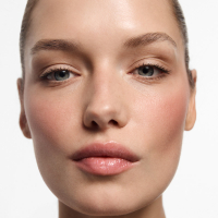 INGLOT ME LIKE VOLUMIZING LIP GLOSS (4,8 ml)